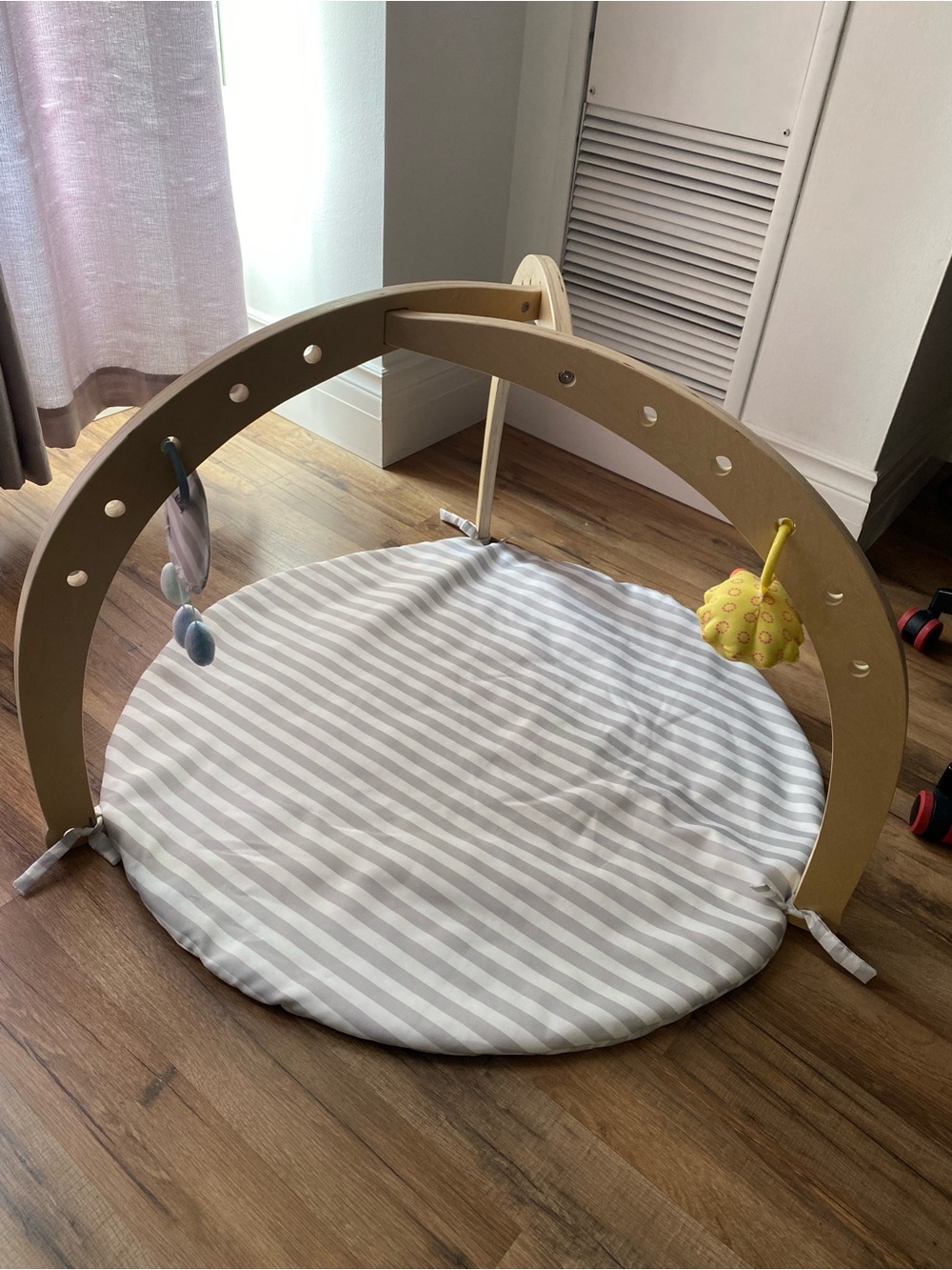 EUC Wooden Activity Gym